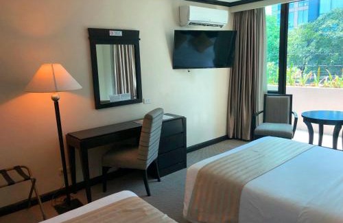 San Lorenzo Hotel | Tower Inn Makati Business Hotel