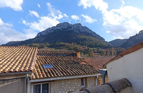 Buis-les-Baronnies Casa | Town center house, quiet and cozy