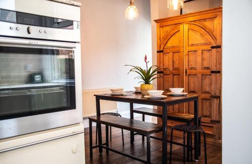 Harrow Casa | Town Centre 4-bed House