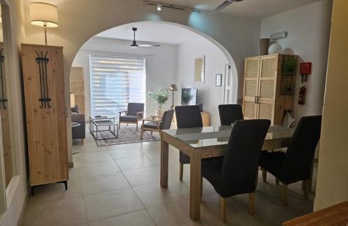 Ghajnsielem Apartamento | Town Centre Bright & Spacious apt
