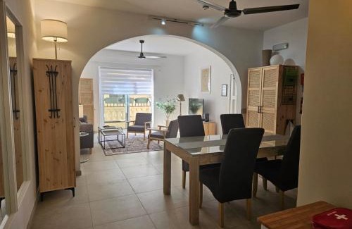Ghajnsielem Apartamento | Town Centre Bright & Spacious apt