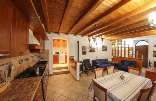 Varenna Villa | Villa Central Varenna, la propiedad junto a todos los servicios en el centro de la ciudad de Varenna