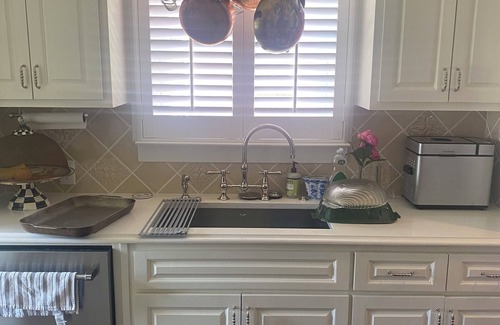 Park Cities Cabaña | Town of Highland Park Charming SMU Hilltop Cottage