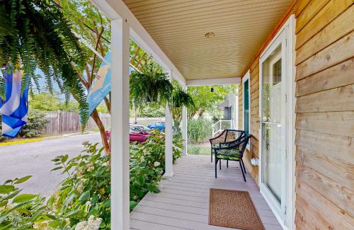 Historic District Casa | Town of Lewes - 138 Washington Ave, Unit A