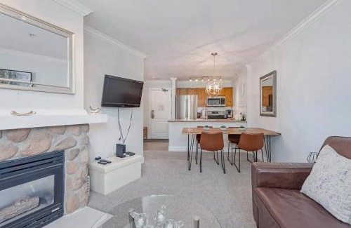 Village North Apartamento | Town Plaza 427