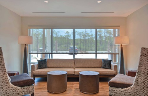 Panama City Beach Hotel | TownePlace Suites by Marriott Panama City Beach Pier Park