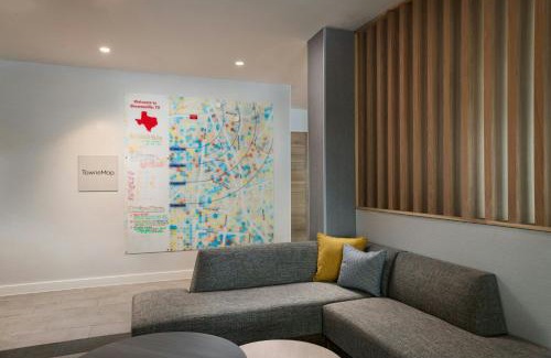 Mitte Cultural District Hotel | TownePlace Suites Brownsville