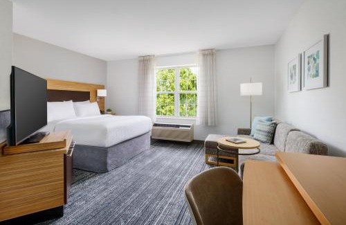 Manchester Hotel | TownePlace Suites Manchester-Boston Regional Airport