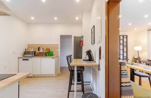 Rhens Casa | Townhaus: 8 Bedroom, Sauna & Weinkeller