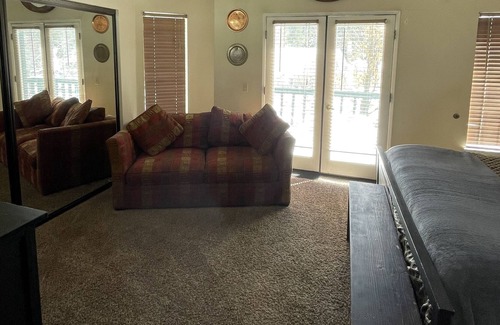 Patton Casa | Townhome in gated community. Indoor Pool and Jacuzzi. Village and Marina 1 mile.