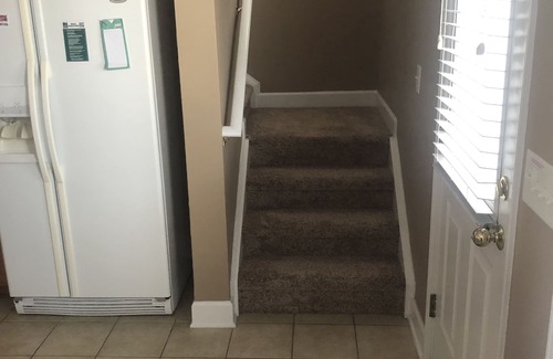 North Myrtle Beach Casa | North Myrtle Beach Condo piso superior / aterrizaje descalzo.