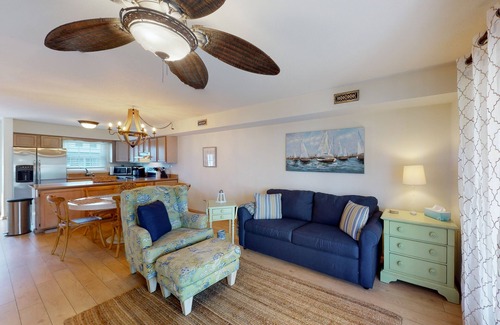 Ocean City Casa | Townhome with central AC, washer/dryer, & pool access - close to beach