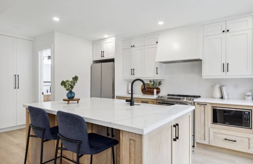 Collingwood Casa | Townhome with Private Hot Tub, 10 Mins to Village! - 161 Vacation Inn