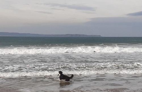 Ballycastle Casa | Townhouse, by the sea