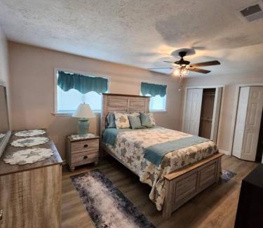 Little River Apartamento | Townhouse of Tranquility