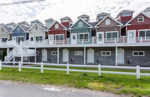 Alexandria Bay Casa | Townhouse on water with boathouse!
