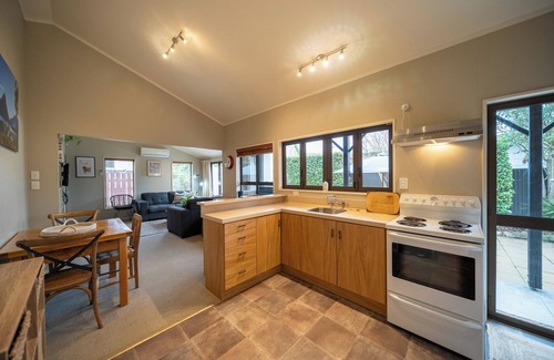 Te Anau Casa | Townhouse Retreat - Te Anau Getaway