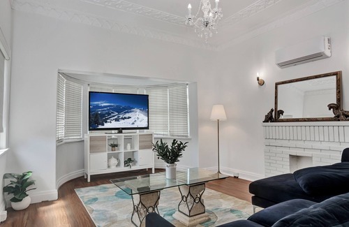 Ashgrove Casa | TP Ashgrove House - House A