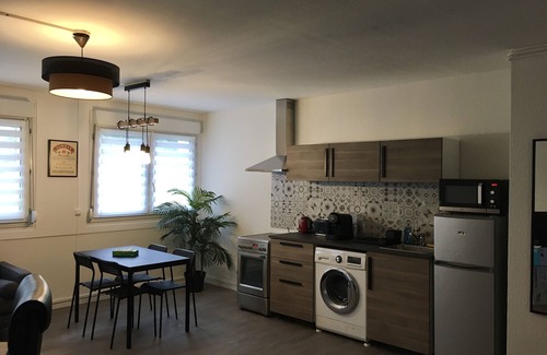 Meudon-la-Foret Apartamento | Très Beaux 2 Pièces de 50m2 Proche Vélizy