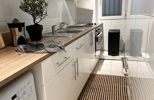 Quartier Saint-Ambroise Apartamento | Très bel Appartement Lumineux