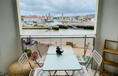 Trouville-sur-Mer Apartamento | Très joli Appartement 2P au Beach Résidence Trouville- Piscine & vue port