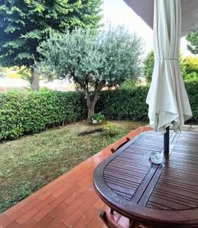 Villaggio Taunus Casa | Tra la luna e il mare - delizioso appartamento con giardino nella riviera del conero per un soggiorno felice