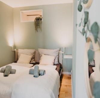 Zentrum-Ost Apartamento | TRABER APARTMENTS im Herzen Leipzigs Balkon Parkplatz