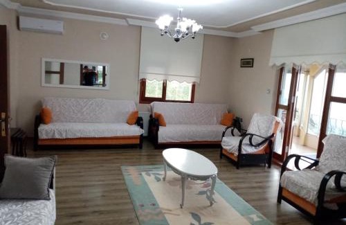 Trabzon Apartamento | Trabzon Gürbulakta kiralık villa