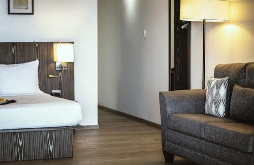 Dickenson Bay Hotel | Trade Winds Hotel