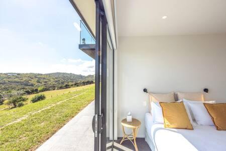Oneroa Apartamento | Tradewinds Luxury Apartment, views, pool and spa
