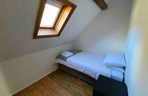 Llandovery Casa | Traditional 18th Century Welsh Cottage