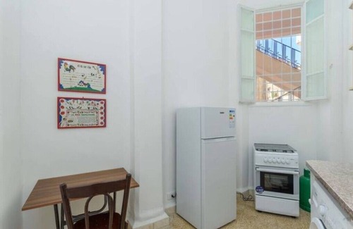 Mar Mikhael Apartamento | Traditional Apartment in Mar Michael