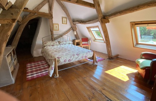 Tortefontaine Otro | Traditional farmhouse in pretty rural setting