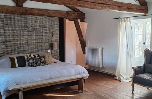 Camaret-sur-Aigues Otro | Traditional mill with heated pool 20p