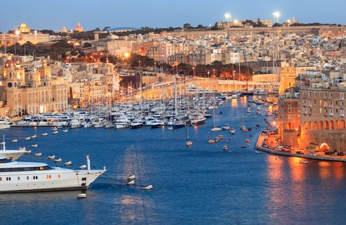 Cospicua Apartamento | Traditional House in Cospicua- Tal-Kajjik Guesthouse near Valletta Ferry Service
