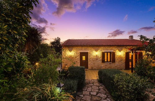 Skouloufia Villa | Casa Tradicional Con Piscina Y Gran Vista!