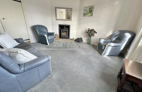 Inveraray Casa | Traditional Inveraray Cottage - Amazing Loch Views