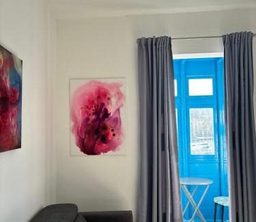 Kalkara Apartamento | Traditional Maltese Sea View Apartment