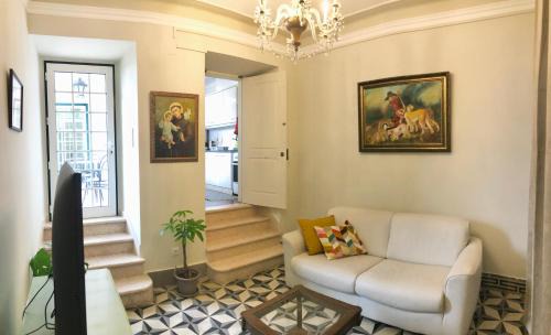 Freiria Apartamento | Traditional Portuguese Village House - Casa Martins no 52