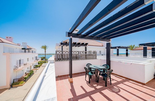 Conceicao e Cabanas de Tavira Apartamento | Traditional Seaside Tavira Apartment Ideal Homes