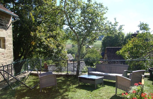 Noailhac Cabaña | Casa tradicional de piedra de la zona con jacuzzi, chimenea ****