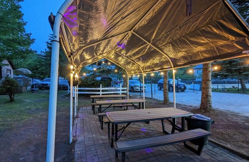Wasaga Beach Cabaña | Traditional Tiny Wood Cottage #5 Camping style Cottages 5 minutes to the beach!
