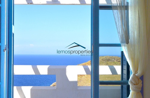 Kea Villa | Villa tradicional con vistas al mar y una piscina, ideal para familias numerosas