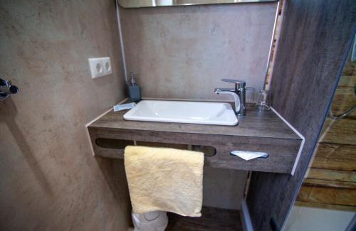 Bimbach Casa | Traditionsgasthof Zum Luedertal