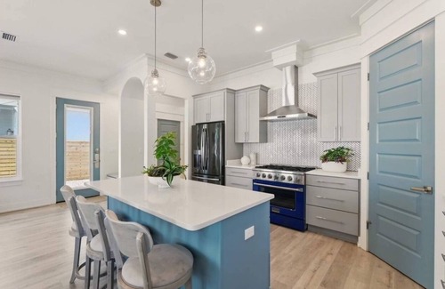 Seagrove Beach Casa | Trae Bien – Pet Friendly/Golf Cart/Pool (Jan 26)