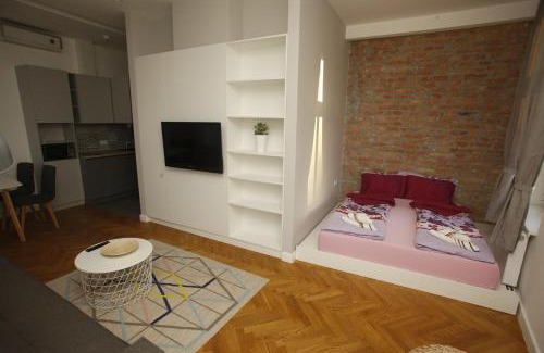 Zvezdara Apartamento | TRAMVAJ Apartments