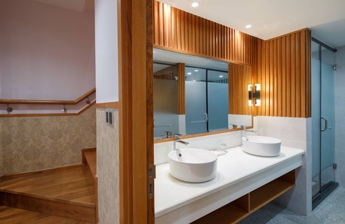 Long Hai Hotel | Tran Chau Beach & Resort