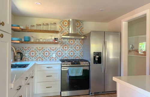 Ventura Casa | Tranquil 2-bedroom bungalow in Ventura for a peaceful getaway