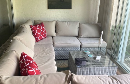 The Meadows Condominio | Tranquil 2-bedroom condo with AC in beautiful Sarasota