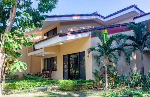El Ocotal Villa | Tranquil 3 Bed 3 Bath Beach House Steps from the Quaint Playa Ocotal Beach